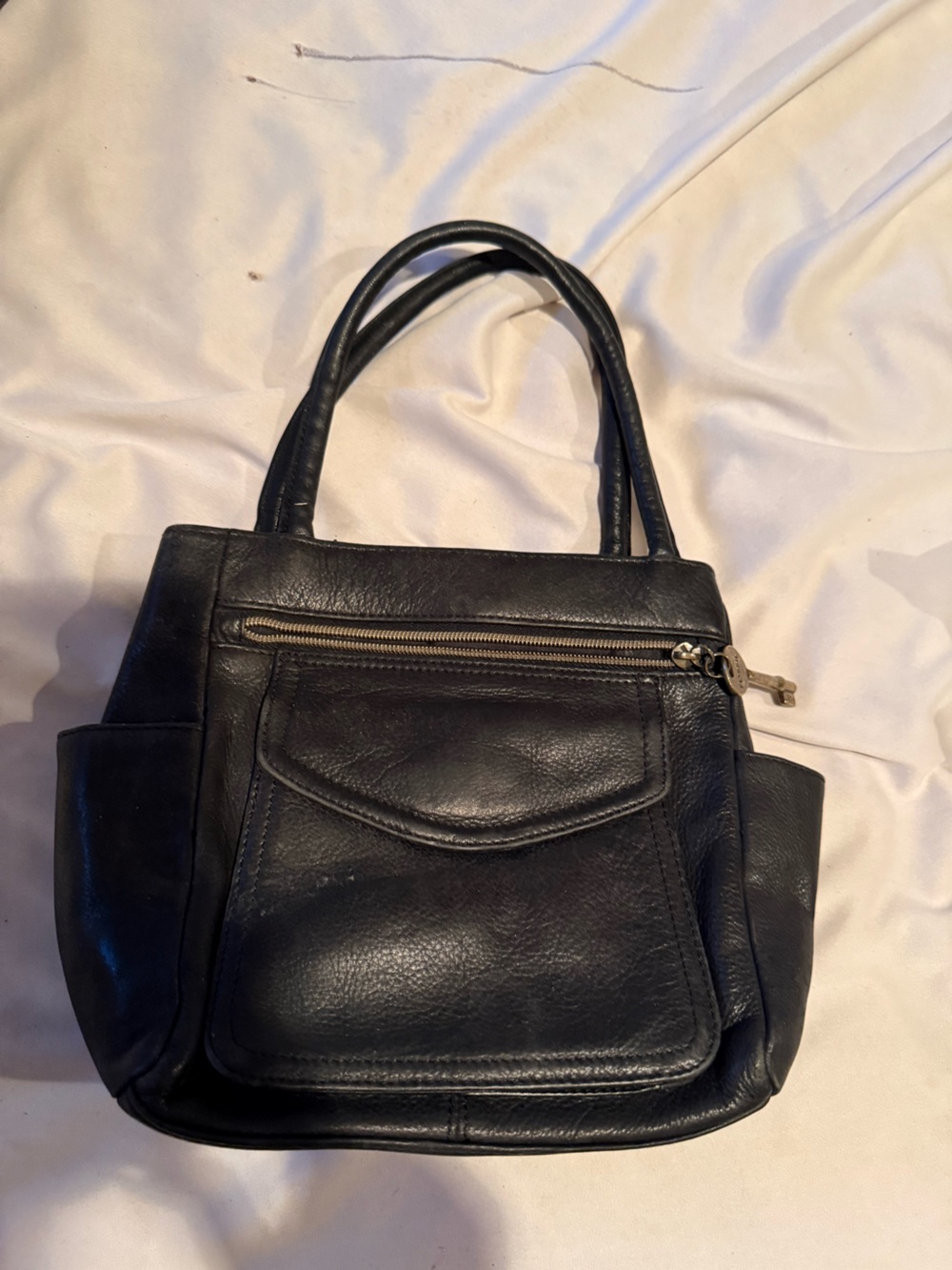 Fossil Black Leather Shoulder Bag with Front Pocket